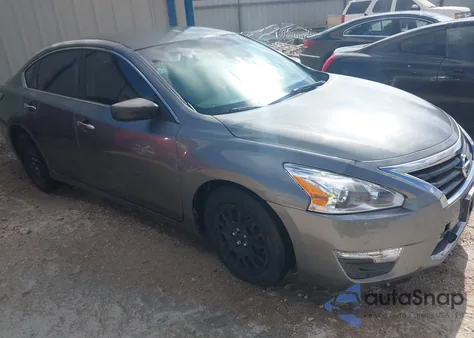 2014 Nissan Altima 2.5 S z USA, uszkodzony, nr VIN 1N4AL3AP9EC151990